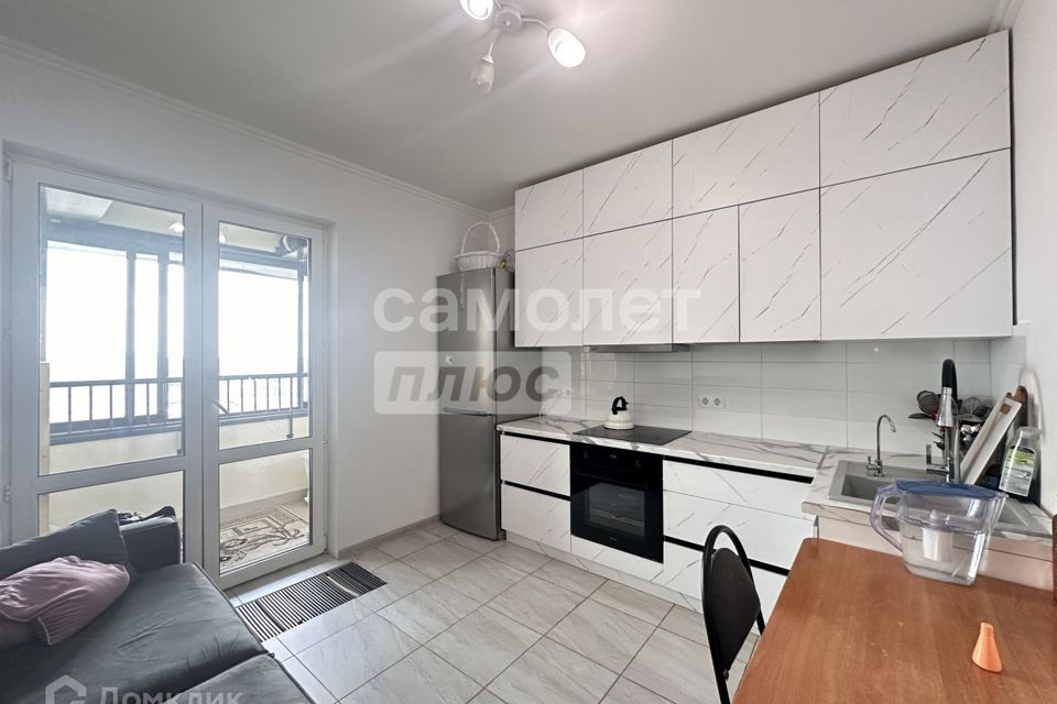 Продаётся 3-комнатная квартира, 75.8 м²