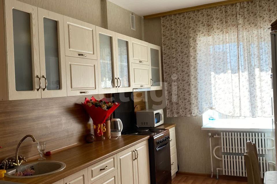 Продаётся 2-комнатная квартира, 62.3 м²