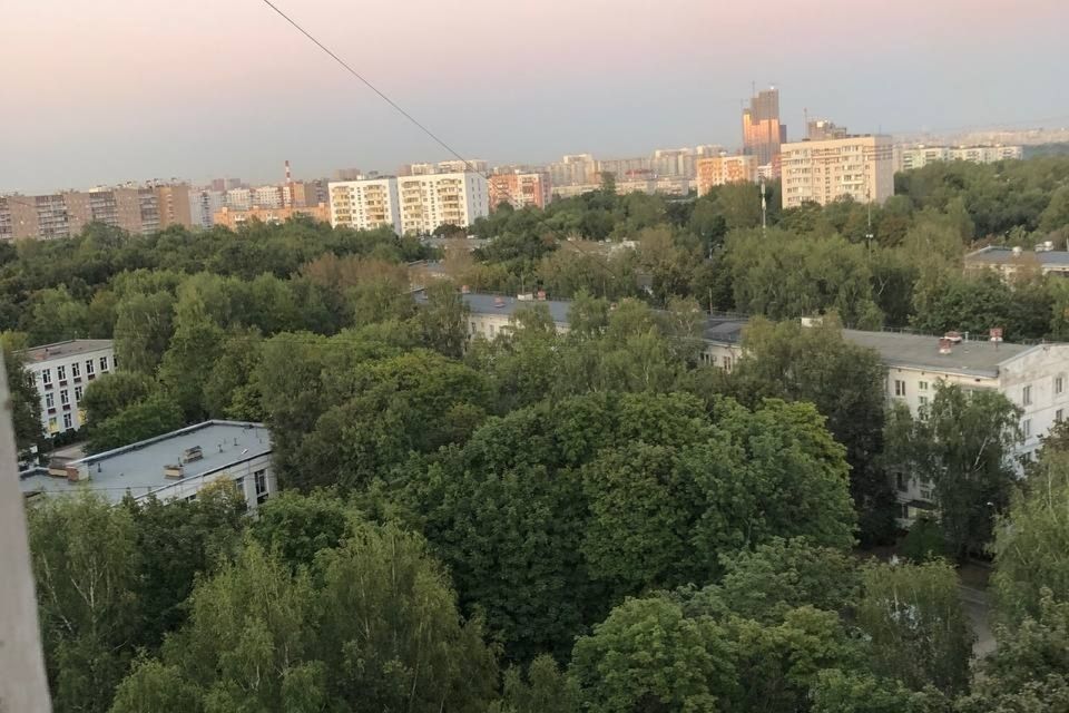 Продаётся 2-комнатная квартира, 56.5 м²