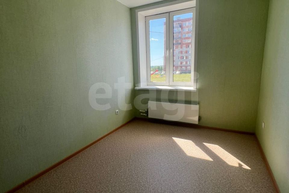 Продаётся 4-комнатная квартира, 94.4 м²