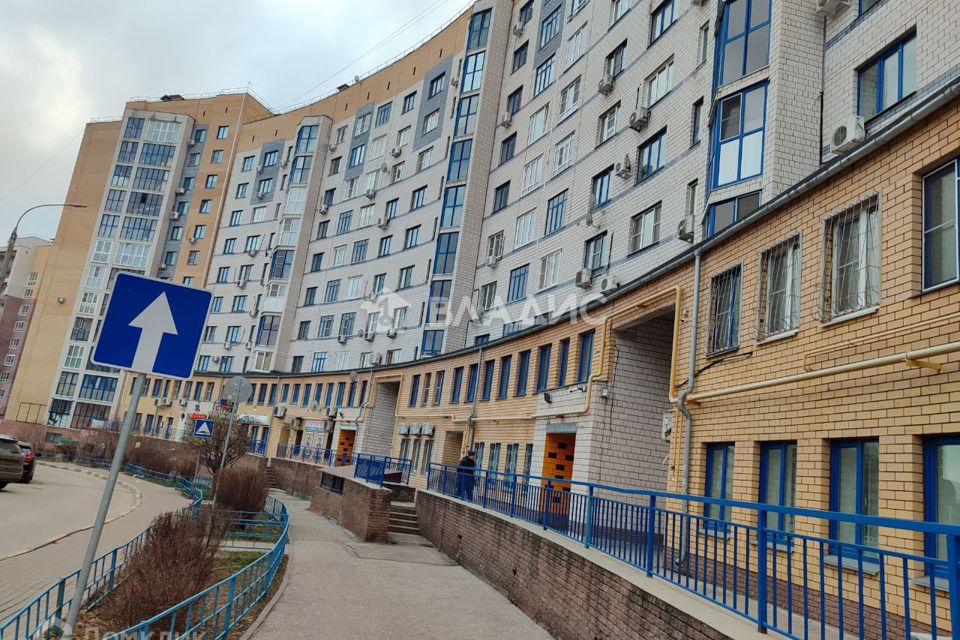 Купить 3 комнатную квартиру на улице Родионова дом 199 к2 в Нижнем Новгороде, пл