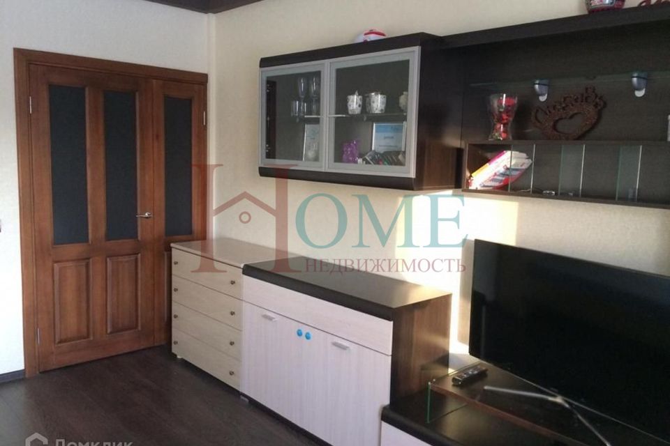 Сдаётся 1-комнатная квартира, 49 м²