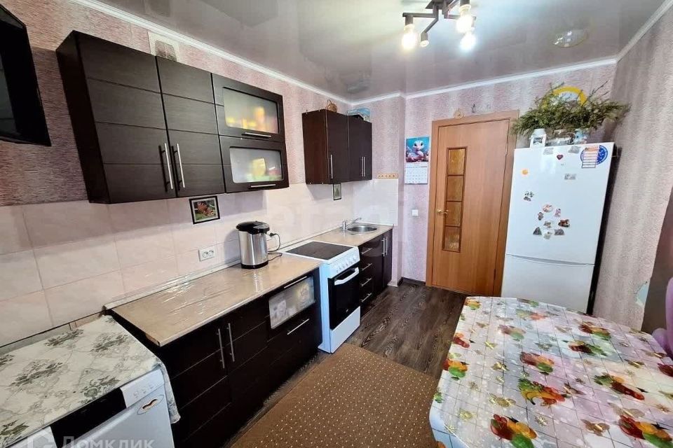 Продаётся 2-комнатная квартира, 61.1 м²