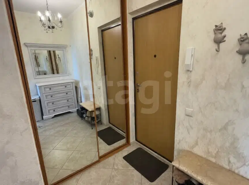 Продаётся 1-комнатная квартира, 38.5 м²