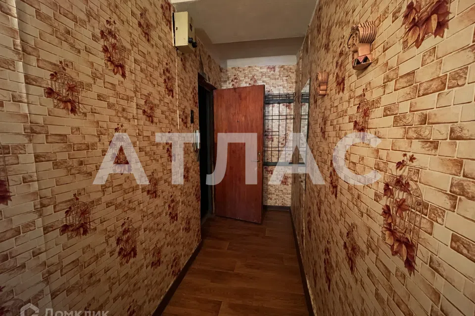 Продаётся 3-комнатная квартира, 42.5 м²