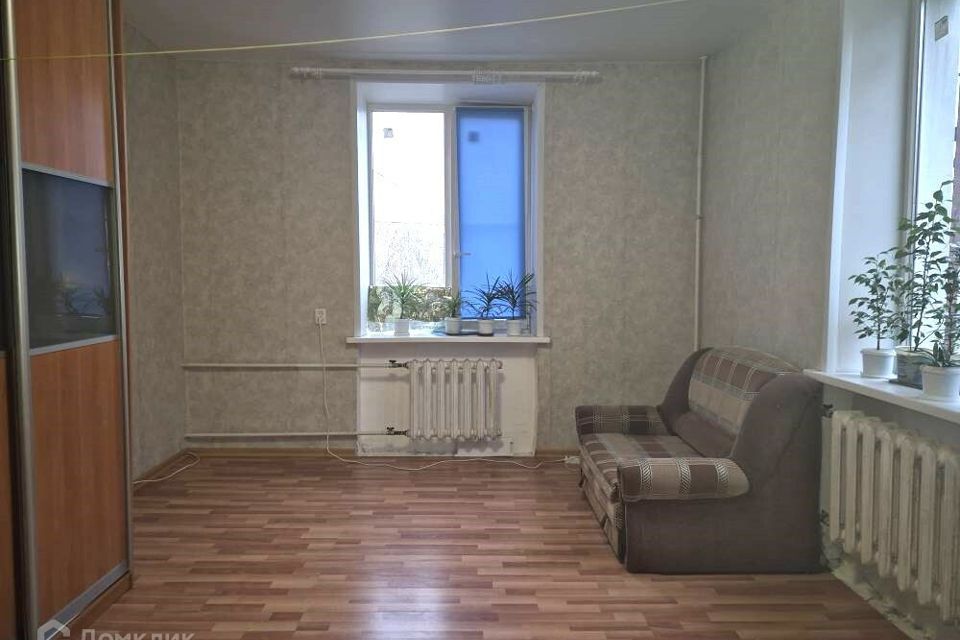 Сдаётся комната в 3-комн. квартире, 52 м²