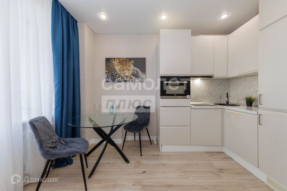 Продаётся 1-комнатная квартира, 43.8 м²