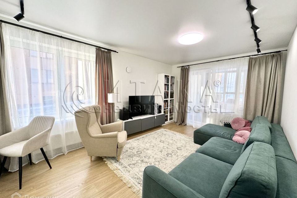 Продаётся 2-комнатная квартира, 55.9 м²