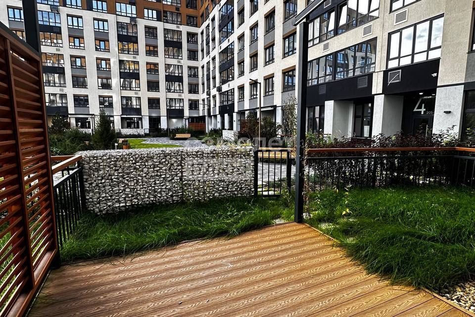 Продаётся 3-комнатная квартира, 124 м²