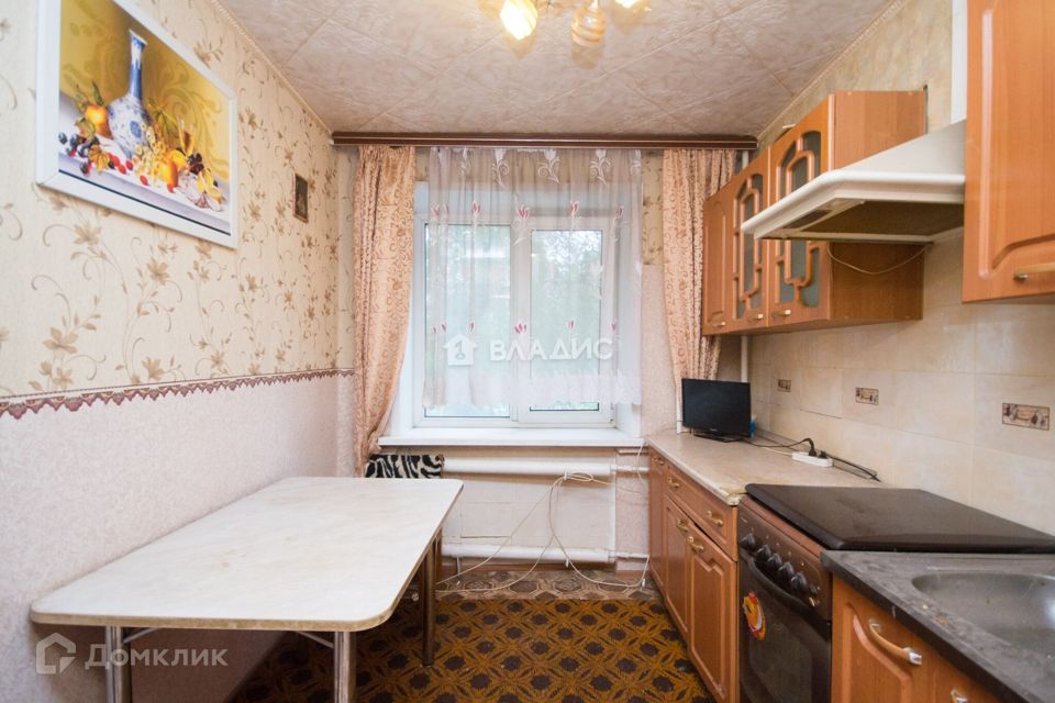 Продаётся 4-комнатная квартира, 75 м²