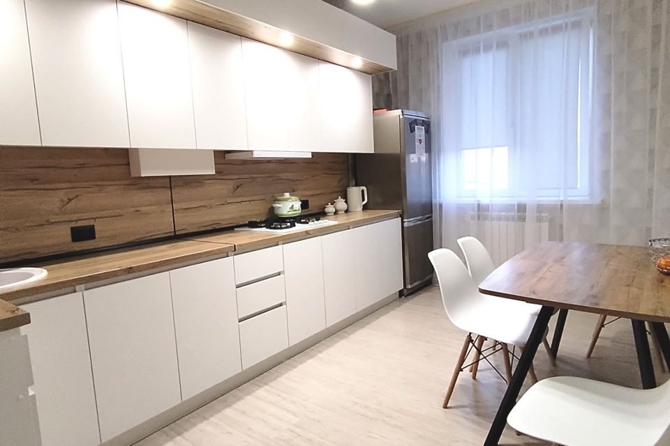 Продаётся 1-комнатная квартира, 46 м²