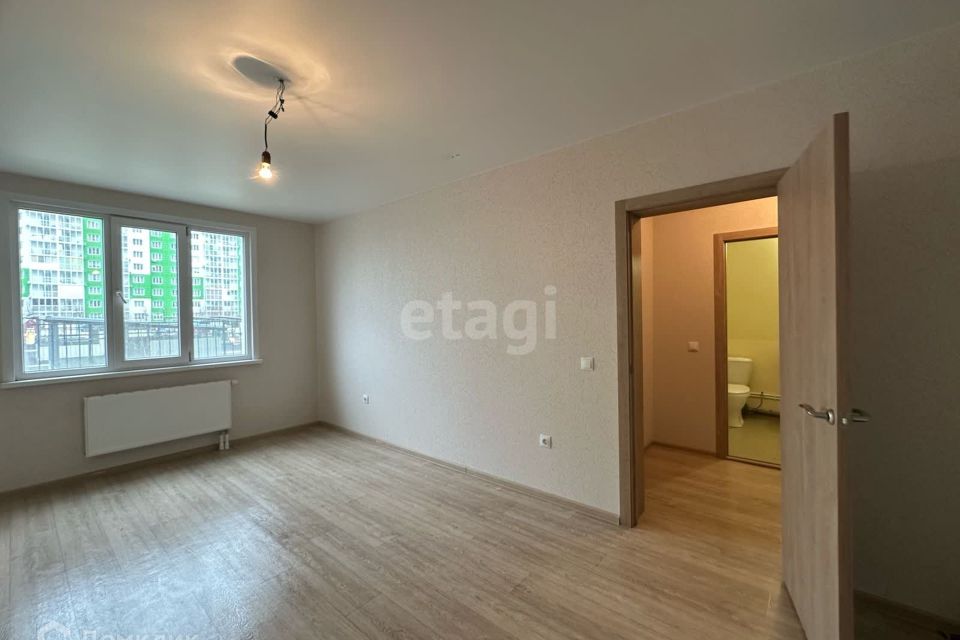Продаётся 1-комнатная квартира, 37.3 м²
