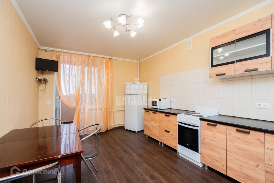 Продаётся 2-комнатная квартира, 89.2 м²