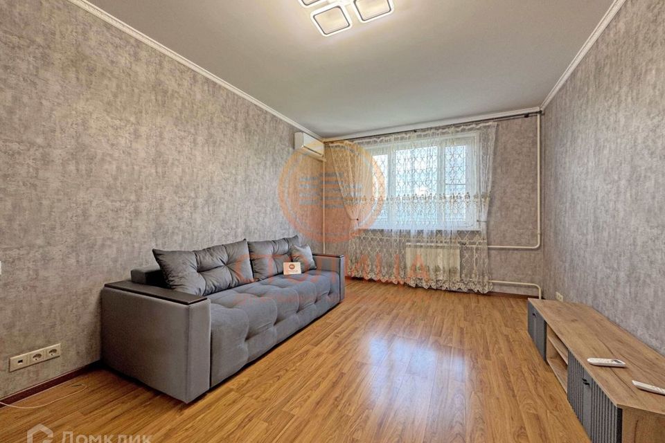 Сдаётся 1-комнатная квартира, 40 м²