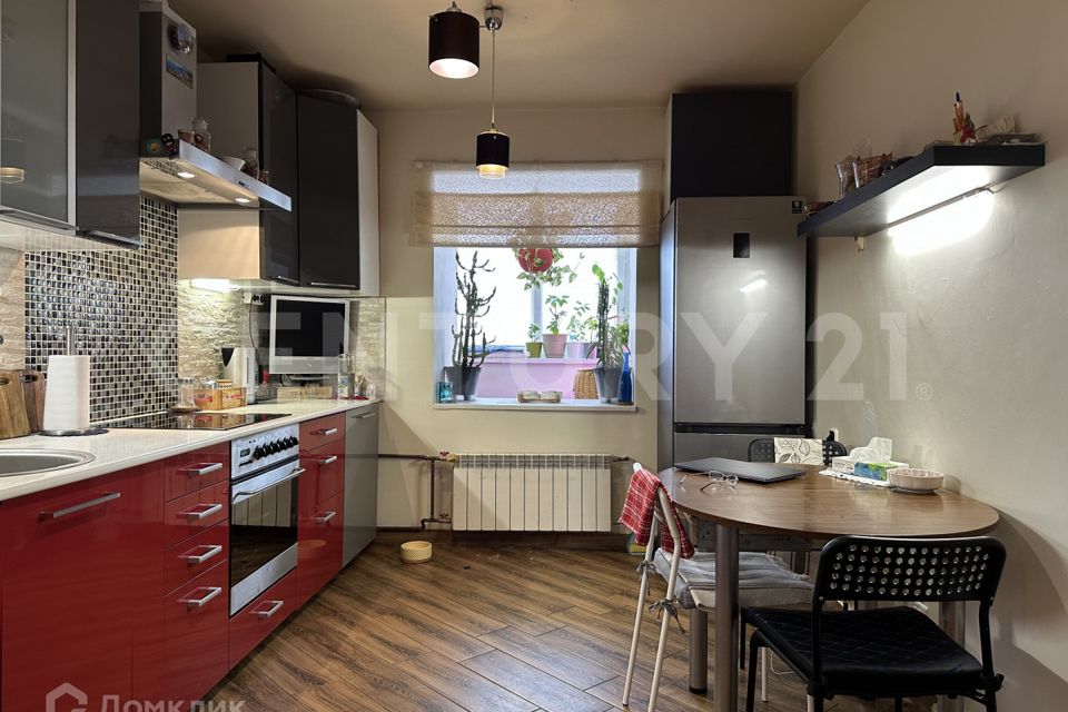 Продаётся 3-комнатная квартира, 110 м²