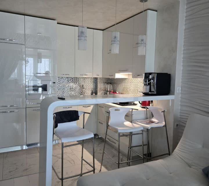 Продаётся 3-комнатная квартира, 90 м²