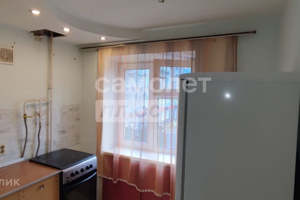 Сдаётся 3-комнатная квартира, 55.8 м²