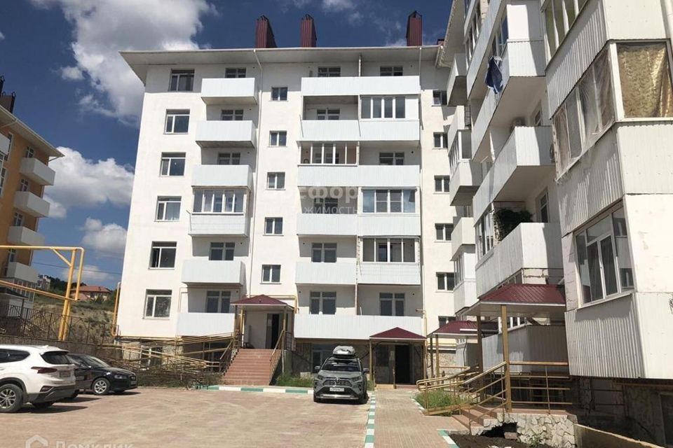 Продаётся 2-комнатная квартира, 72.5 м²