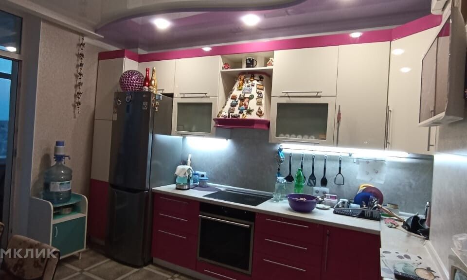 Продаётся 3-комнатная квартира, 87 м²