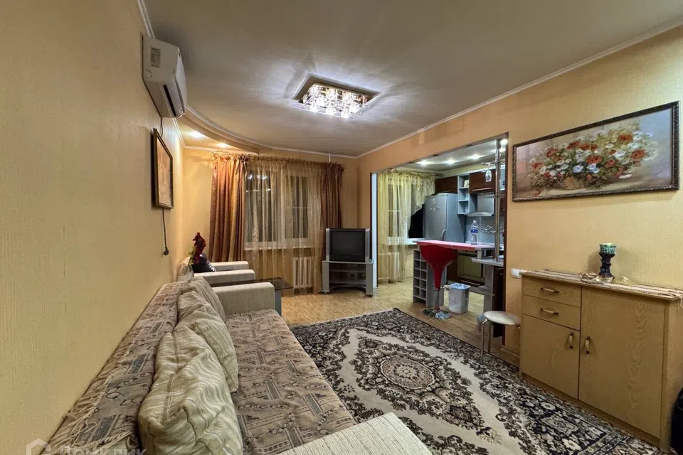 Сдаётся 2-комнатная квартира, 60 м²
