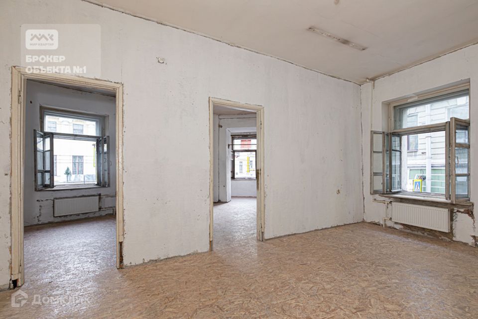 Продаётся 4-комнатная квартира, 104.1 м²