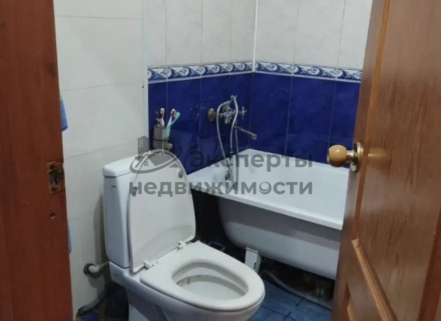 Продаётся 3-комнатная квартира, 53.9 м²