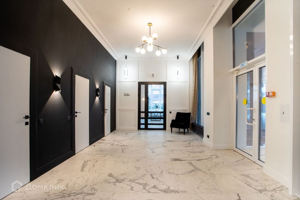 Продаётся 4-комнатная квартира, 122 м²