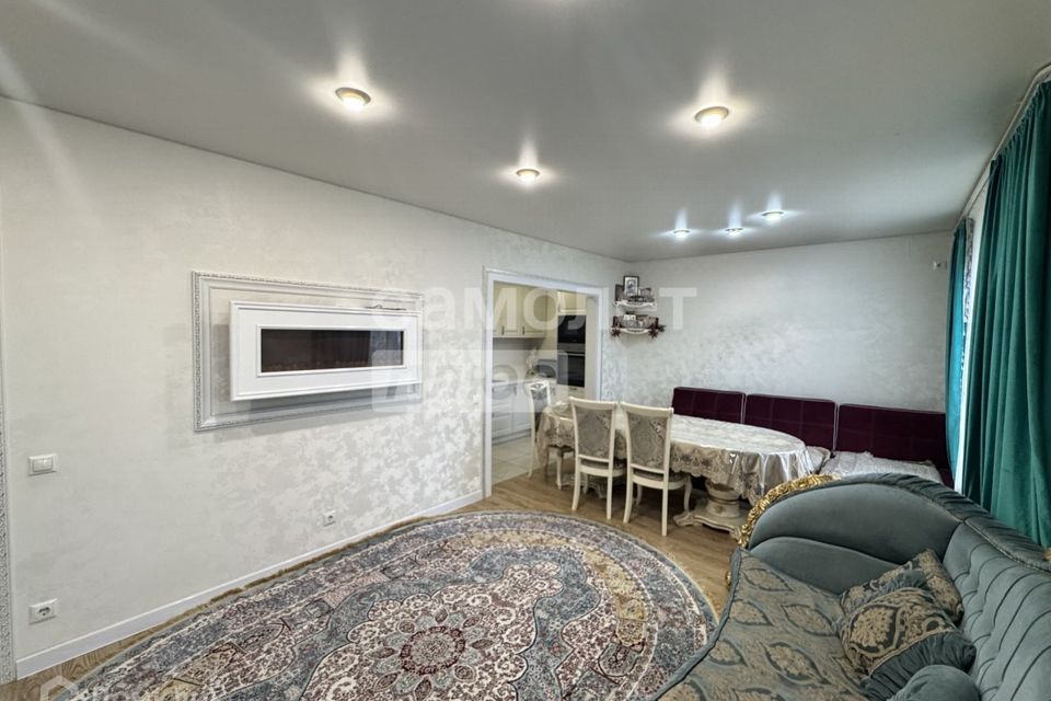 Продаётся 3-комнатная квартира, 87 м²