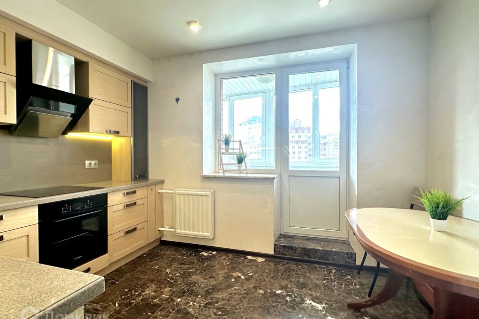 Продаётся 2-комнатная квартира, 56.8 м²