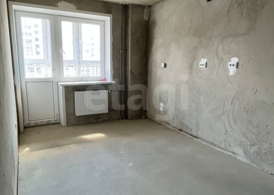 Продаётся 1-комнатная квартира, 37.8 м²