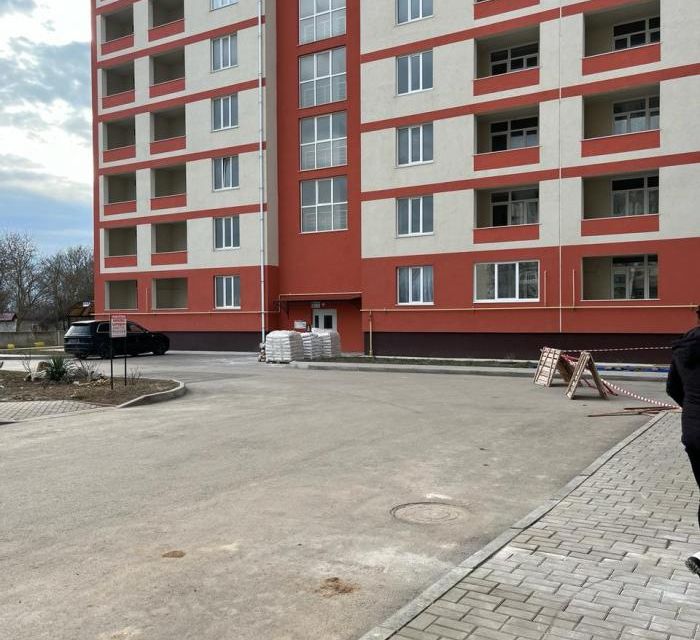 Продаётся 1-комнатная квартира, 65 м²