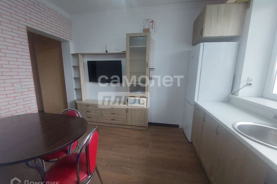 Продаётся 2-комнатная квартира, 73 м²