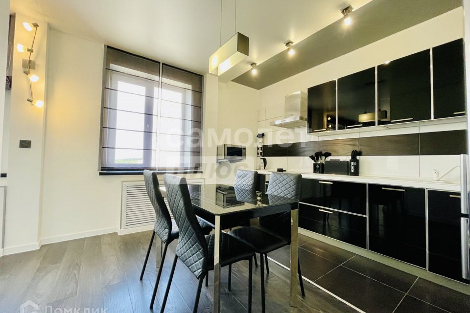 Продаётся 2-комнатная квартира, 73.1 м²