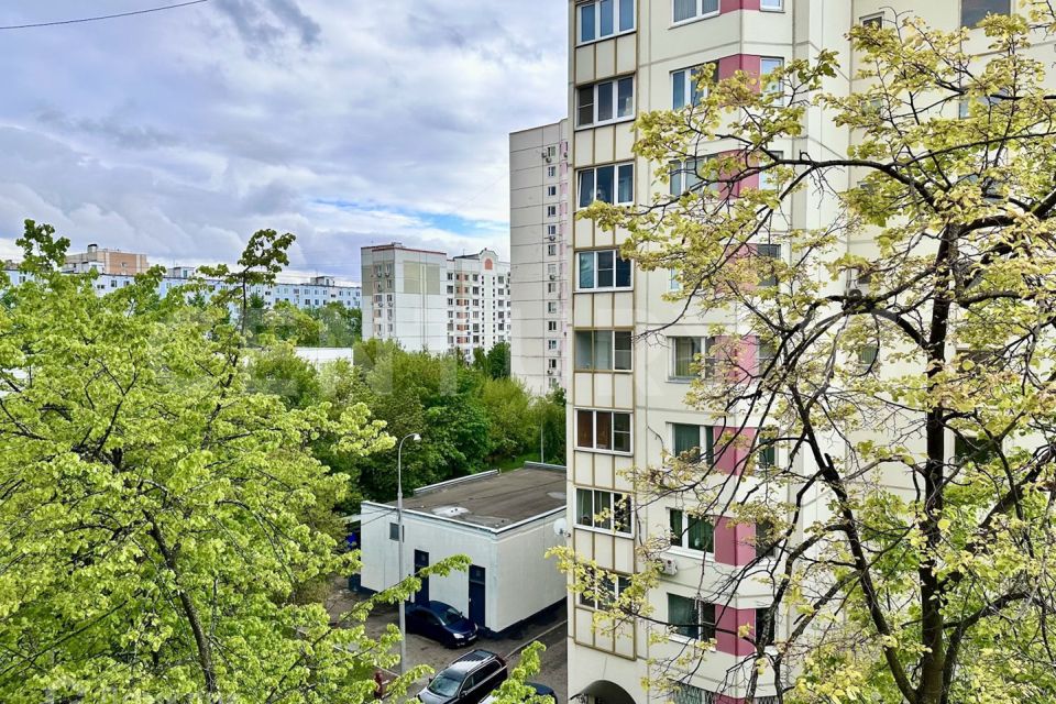Продаётся 1-комнатная квартира, 52 м²