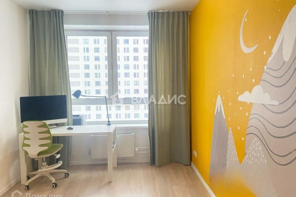 Продаётся 3-комнатная квартира, 56.8 м²