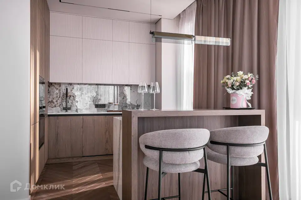 Продаётся 4-комнатная квартира, 112 м²