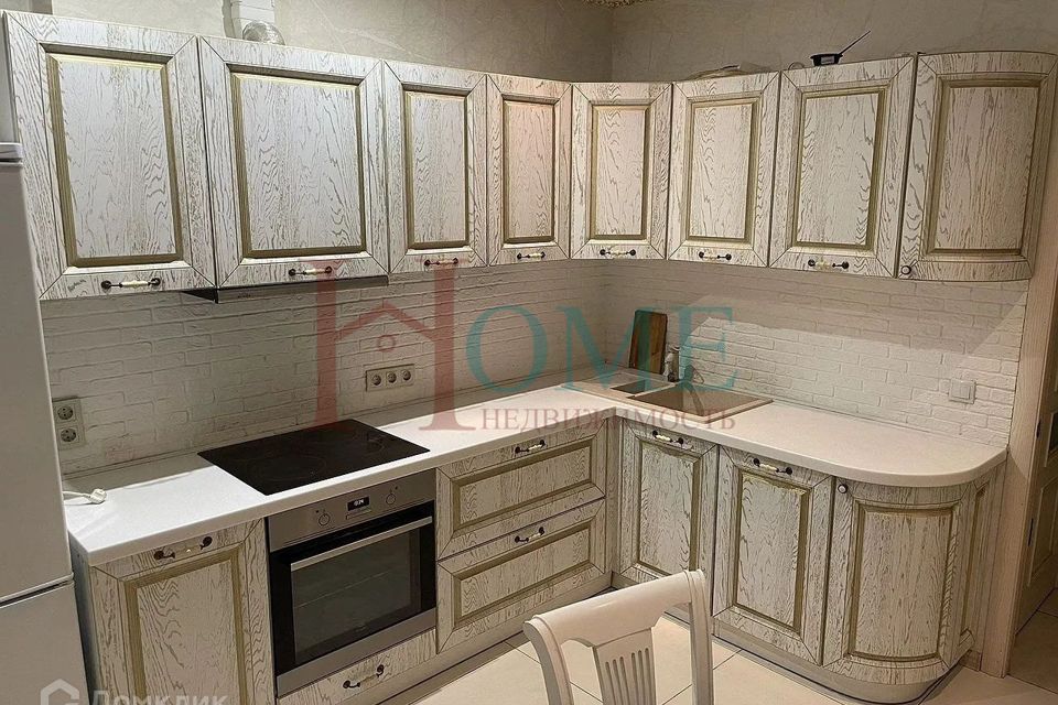 Сдаётся 2-комнатная квартира, 65.9 м²
