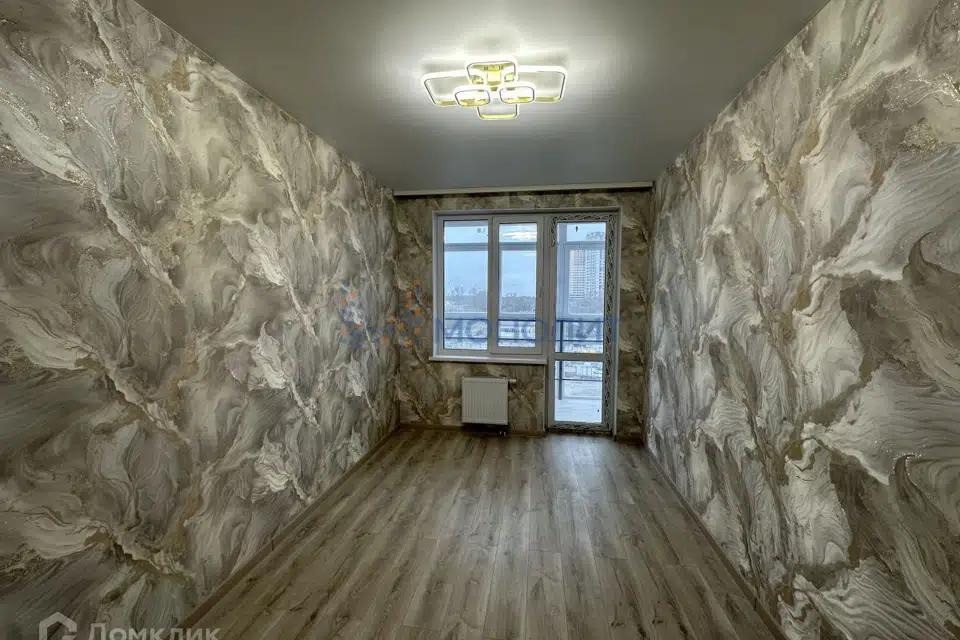 Продаётся 1-комнатная квартира, 43 м²