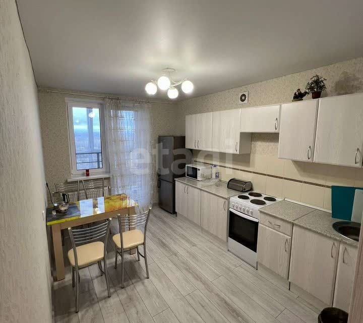 Сдаётся 1-комнатная квартира, 49.6 м²