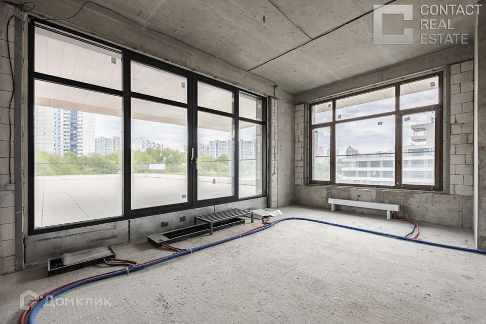 Продаётся 6-комнатная квартира, 350 м²