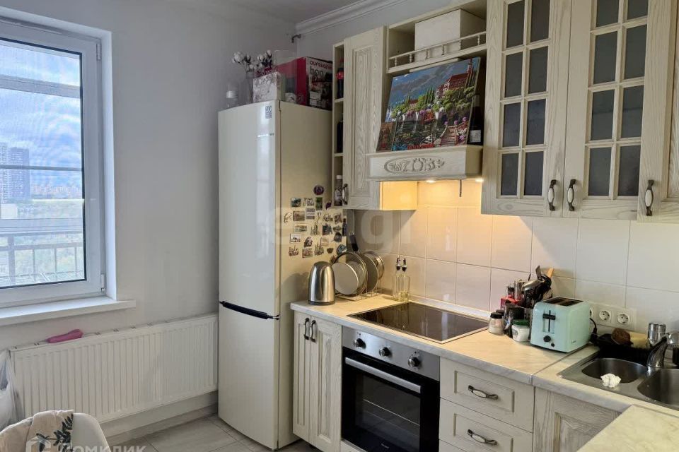 Продаётся 1-комнатная квартира, 38.7 м²