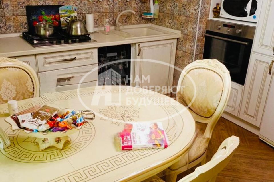 Продаётся 2-комнатная квартира, 64.4 м²