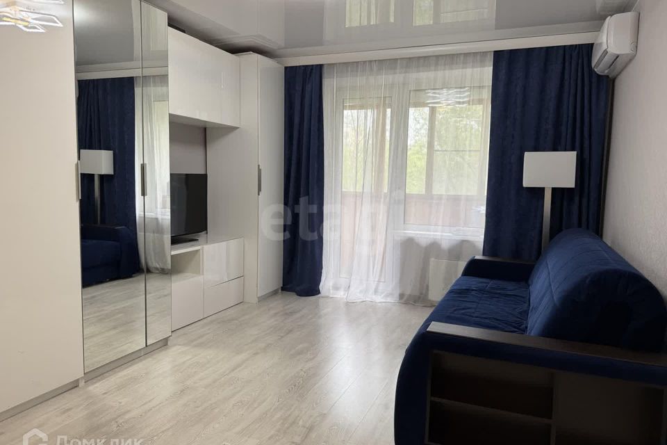 Продаётся 1-комнатная квартира, 35.2 м²
