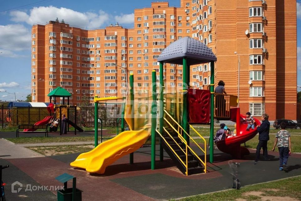 Продаётся 1-комнатная квартира, 45.3 м²