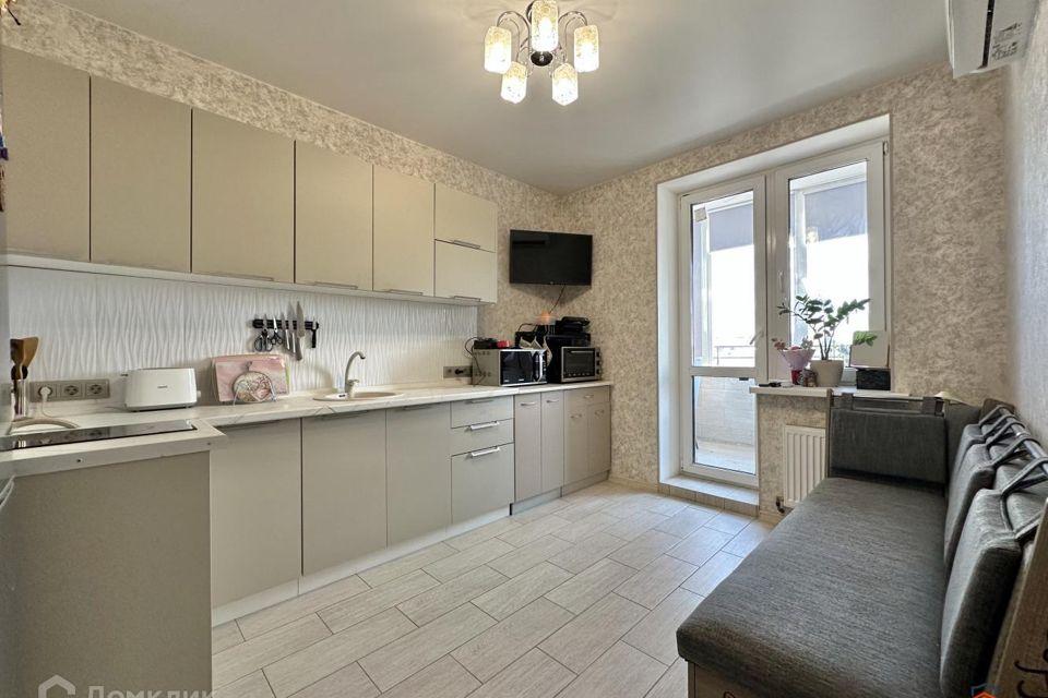 Продаётся 1-комнатная квартира, 42.5 м²