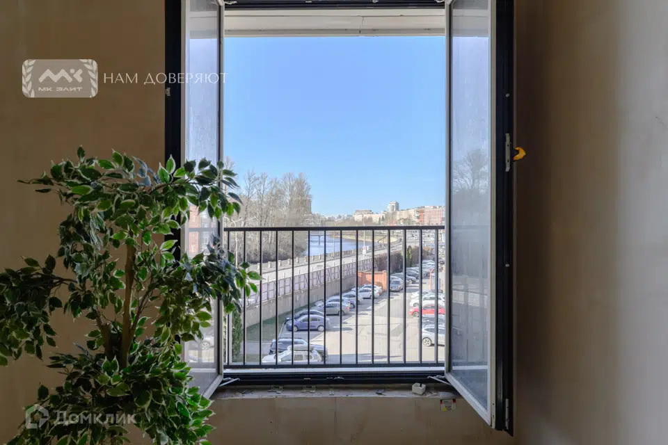 Продаётся 4-комнатная квартира, 119.5 м²