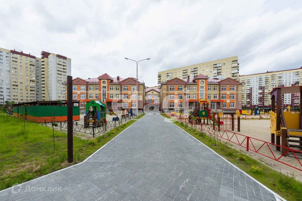 Продаётся 3-комнатная квартира, 74.7 м²