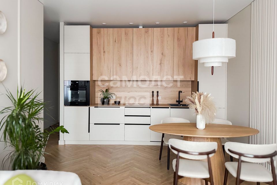 Продаётся 2-комнатная квартира, 53 м²