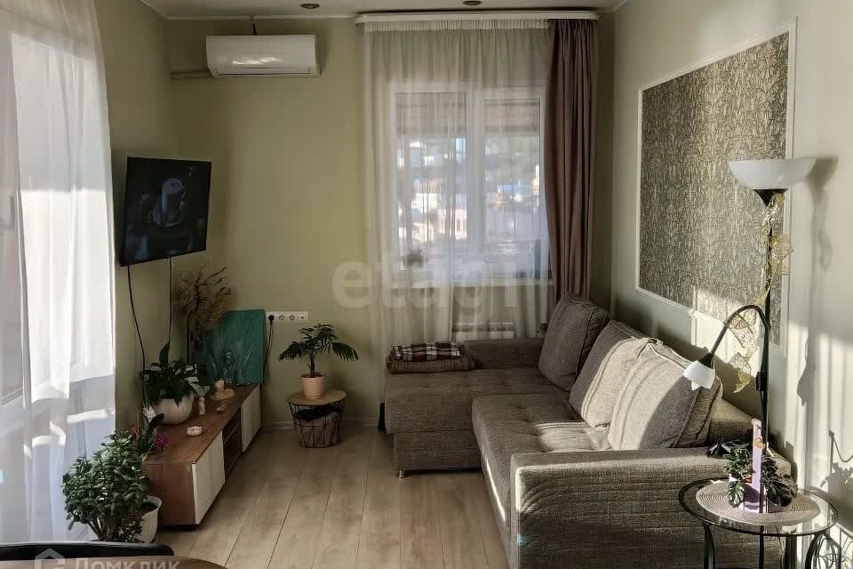 Продаётся 1-комнатная квартира, 39.8 м²