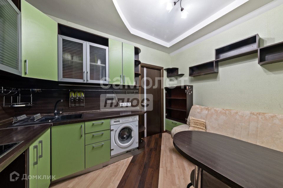 Продаётся 1-комнатная квартира, 42.2 м²